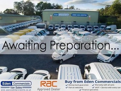 Used Vauxhall Movano 130 HP (95 kW) 2019 White MPV