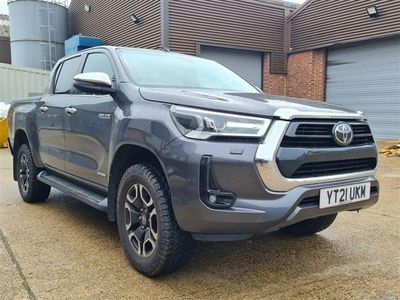 used Toyota HiLux 2.8 INVINCIBLE 4WD D 4D DCB 5d AUTO 202 BHP