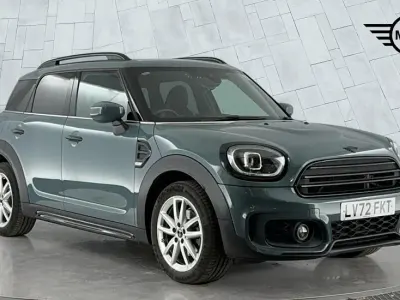 Używany Mini Cooper Countryman Sport 134 KM (98 kW) 2023 Zielony SUV