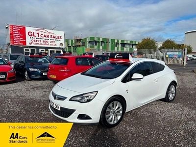 Used Vauxhall Astra GTC SRi 2015 White Hatchback