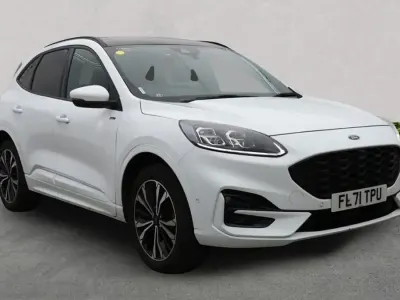 Used Ford Kuga ST-Line X 225 HP (165 kW) 2021 White SUV