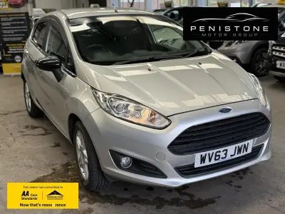 Used Ford Fiesta Zetec 79 HP (58 kW) 2014 Silver Hatchback