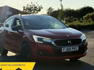 Used DS Automobiles DS4 120 HP (88 kW) 2016 Orange Hatchback