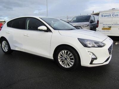 Used Ford Focus Titanium 125 HP (91 kW) 2022 White Hatchback