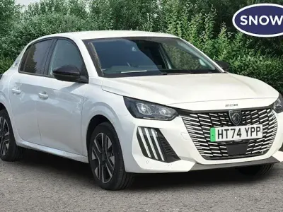 Used Peugeot e-208 Allure 100 kW (136 HP) 2025 White Hatchback