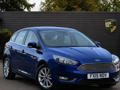 Used Ford Focus Titanium 125 HP (91 kW) 2015 Blue Hatchback