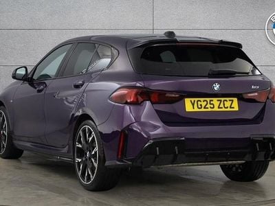 Usado BMW 123 M Sport 215 CV (158 kW) 2025 Púrpura Utilitario
