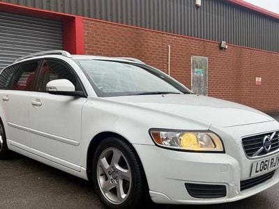 Used Volvo V50 115 HP (84 kW) 2012 White Estate
