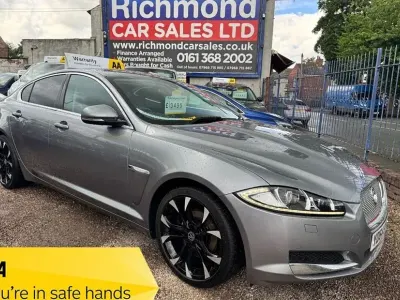 Used Jaguar XF Luxury 163 HP (119 kW) 2014 Grey Sedan