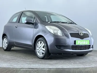 Used Toyota Yaris 90 HP (66 kW) 2008 Grey Hatchback