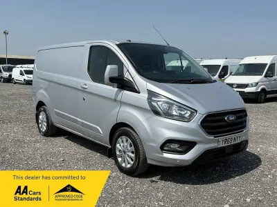 Used Ford Transit Custom Limited 130 HP (95 kW) 2019 Silver Van