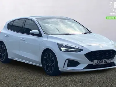 Used Ford Focus ST-Line X 150 HP (110 kW) 2018 White Hatchback