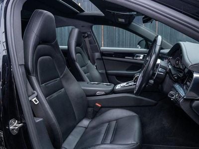 Used Porsche Panamera 462 HP (339 kW) 2017 Black Hatchback