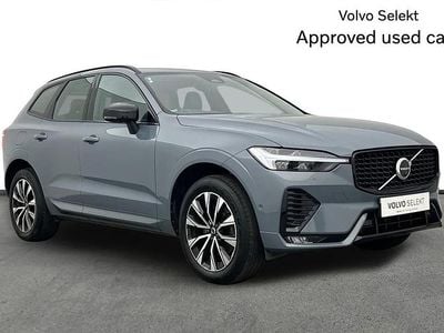 Usado Volvo XC60 Plus 194 HP (142 kW) 2023 Cinzento SUV