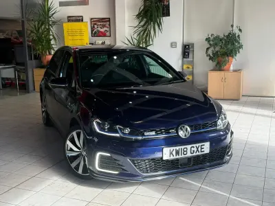 Used VW Golf VII Advance 201 HP (147 kW) 2018 Blue Hatchback