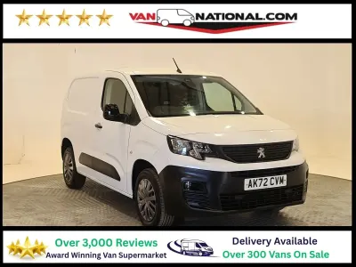 Second-hand Peugeot Partner Premium 100 CP (73 kW) 2022 Alb Monovolum