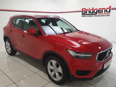 Used Volvo XC40 Momentum 2020 Red SUV