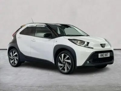Used Toyota Aygo X 72 HP (52 kW) 2025 White SUV