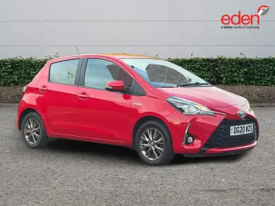 Used Toyota Yaris 101 HP (74 kW) 2020 Red Hatchback