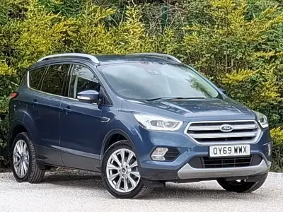 Second-hand Ford Kuga Titanium 150 CP (110 kW) 2019 Albastru SUV