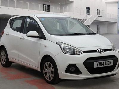 Used Hyundai i10 SE 66 HP (48 kW) 2014 White Hatchback