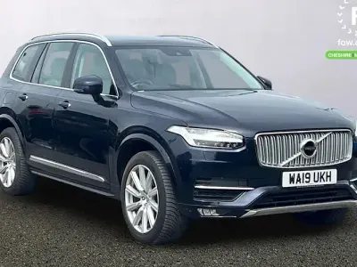 Begagnad Volvo XC90 Inscription 235 HK (172 kW) 2019 Blå SUV