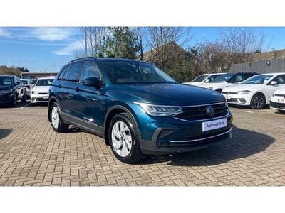 Used VW Tiguan Life 150 HP (110 kW) 2023 Blue SUV