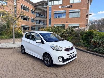 Used Kia Picanto 84 HP (61 kW) 2013 White Hatchback