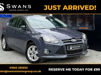 Used Ford Focus Titanium 125 HP (91 kW) 2014 Grey Hatchback