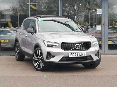 Used Volvo XC40 Ultra 163 HP (119 kW) 2025 Silver SUV