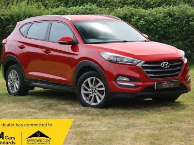 Used Hyundai Tucson SE 132 HP (97 kW) 2016 Red SUV