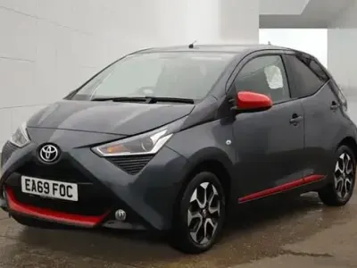 Used Toyota Aygo Trend 72 HP (52 kW) 2019 Grey Hatchback