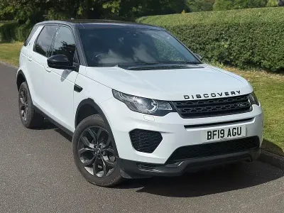Begagnad Land Rover Discovery Sport Landmark 180 HK (132 kW) 2019 Vit SUV