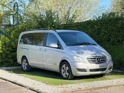 Usado Mercedes Viano 163 HP (119 kW) 2015 Prateado Monovolume