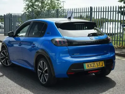 Used Peugeot e-208 Premium 100 kW (136 HP) 2021 Blue Hatchback
