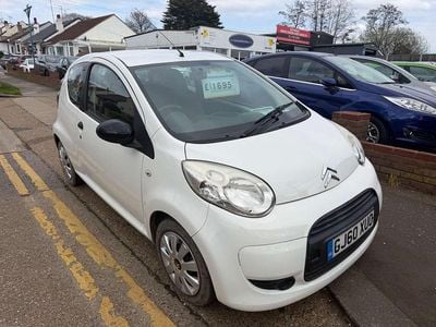 Used Citroën C1 68 HP (50 kW) 2010 White Hatchback