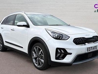 Used Kia Niro 139 HP (102 kW) 2021 White SUV