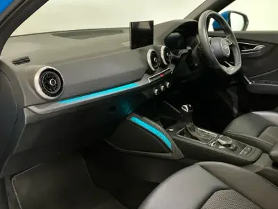 Używany Audi Q2 S-Line 150 KM (110 kW) 2023 Niebieski SUV
