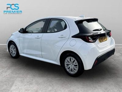 Used Mazda 2 116 HP (85 kW) 2023 White Hatchback