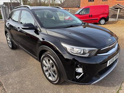 Used Kia Stonic 100 HP (73 kW) 2018 Black SUV
