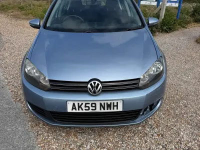 Usado VW Golf VI SE 140 HP (102 kW) 2009 Azul Citadino