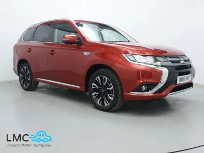 Used Mitsubishi Outlander P-HEV 200 HP (147 kW) 2018 Red SUV