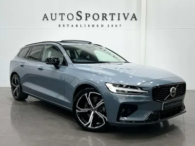 Used Volvo V60 Ultimate 197 HP (144 kW) 2023 Grey Estate