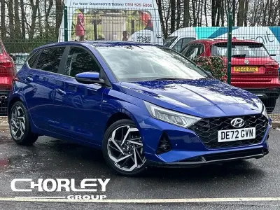 Używany Hyundai i20 Premium 100 KM (73 kW) 2022 Niebieski Hatchback