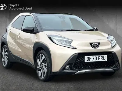 Used Toyota Aygo X 72 HP (52 kW) 2023 Ginger beige with black SUV