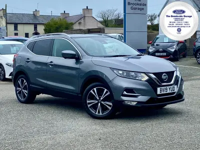Używany Nissan Qashqai N-Connecta 140 KM (102 kW) 2019 Szary SUV