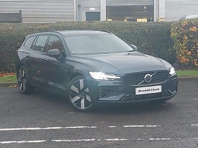 Used Volvo V60 Plus 350 HP (257 kW) 2024 Blue Estate