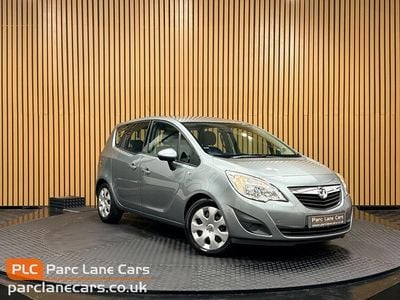 Used Vauxhall Meriva 100 HP (73 kW) 2010 Silver MPV