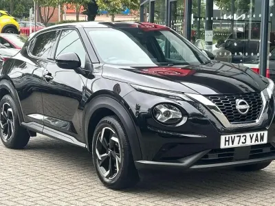 Used Nissan Juke N-Connecta 112 HP (82 kW) 2023 Black SUV