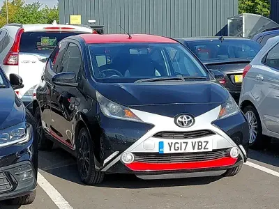 Used Toyota Aygo x-press 68 HP (50 kW) 2017 Black Hatchback